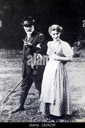 Sigmund et Anna Freud (fille) 1929. Sigmund Freud (1856 - 23 septembre 1939) ; et le neurologue autrichien fondateur de la psychanalyse. 1929 Banque D'Images