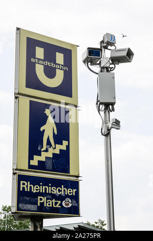 24.05.2019, Essen, Rhénanie du Nord-Westphalie, Allemagne - caméras de surveillance à la station de métro. La Rheinische Platz dans la partie nord d'Essen est Banque D'Images