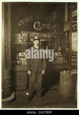 Télégraphe Postal garçon. David Caplan, 9 Monroe Street. Dit qu'il était âgé de 15 ans. Travaille à partir de 11 h à 20 A. M., souvent autour des quais. Banque D'Images