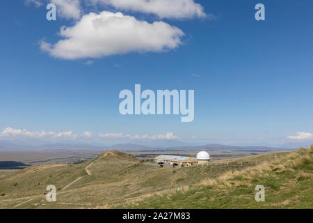 Vue panoramique sur la ville Lac Tekapo et observatoire dans l'île du sud de la Nouvelle-Zélande Banque D'Images