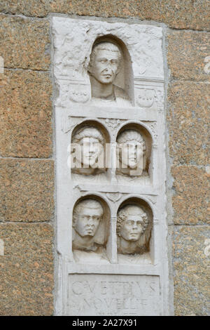 L'Italie, Lombardie, Milan, Via Alessandro Manzoni Rue, Archi di Porta Nuova, portes de l'enceinte médiévale autour de Milan, l'allégement de basse Banque D'Images