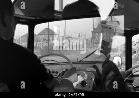 À Berlin Charlottenburg Busfahrt nach Deutschland, 1963. Voyage en autobus de Charlottenburg à Berlin, Allemagne, 1963. Banque D'Images