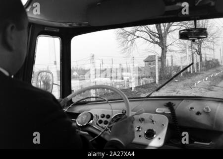 À Berlin Charlottenburg Busfahrt nach Deutschland, 1963. Voyage en autobus de Charlottenburg à Berlin, Allemagne, 1963. Banque D'Images