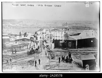 Camp de prisonniers, Lindow -- avec l'Église russe Banque D'Images