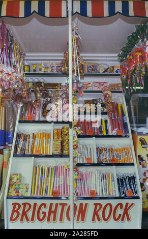 Brighton rock stall, East Sussex. L'Angleterre. UK. Circa 1980 Banque D'Images