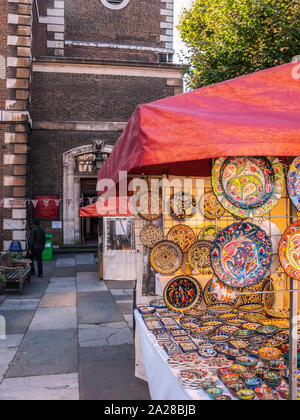 Marché Piccadilly St James's Church, Piccadilly, Londres Banque D'Images