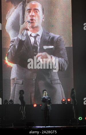 El cantante mexicano Alejandro Fernadez , durante su concierto en el MGM de Las Vegas au Nevada. 14 septembre 2014. Chanteur mexicain Alejandro Fernadez, lors de son concert au MGM de Las Vegas au Nevada. 14 septembre Banque D'Images