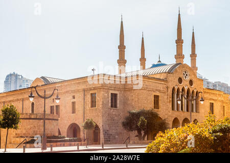 La cathédrale maronite Saint Georges et Mohammad Al-Amin mosquée dans l'arrière-plan dans le centre de Beyrouth, Liban Banque D'Images