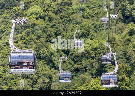 Coblence, coin allemand, confluent de la Moselle et du Rhin, téléphérique à Ehrenbreitstein, forteresse de l'autre côté du Rhin, Allemagne Banque D'Images