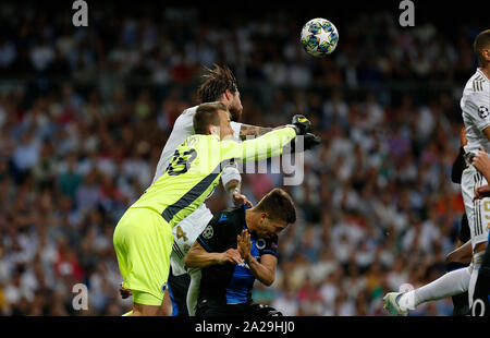 Real Madrid CF's Sergio Ramos en action au cours de l'UEFA Champions League entre le Real Madrid et le Club de Bruges à Santiago Bernabeu Stadium.(score final : le Real Madrid 2-2 Bruges) Banque D'Images