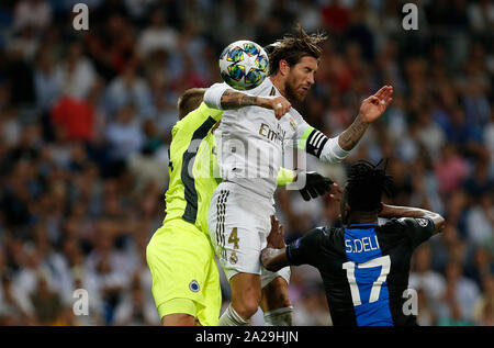 Real Madrid CF's Sergio Ramos en action au cours de l'UEFA Champions League entre le Real Madrid et le Club de Bruges à Santiago Bernabeu Stadium.(score final : le Real Madrid 2-2 Bruges) Banque D'Images