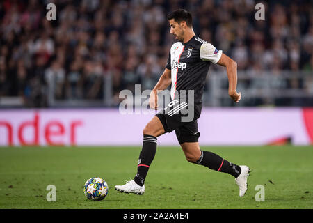 Turin, Italie. 06Th Oct, 2019. Football : Ligue des Champions, la Juventus de Turin - Bayer Leverkusen, phase Groupe, Groupe D, Journée 2. Sami Khedira Turins joue la balle. Credit : Marius Becker/dpa/Alamy Live News Banque D'Images