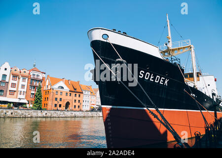 Gdansk, Pologne - 12 juin 2019 : Le bateau musée Soldek, Branche de la National Maritime Museum Banque D'Images