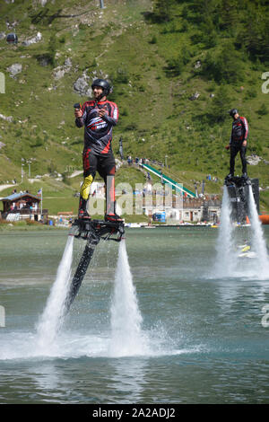 France, Tignes, flyboard Banque D'Images