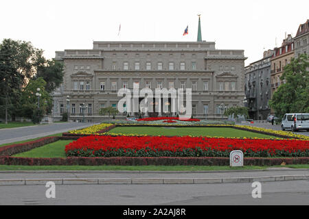 Stari Dvor bâtiment (ancien Palais des capacités), résidence royale de la dynastie des Dobrenovic Ville assemblée générale de Belgrade, Belgrade, Serbie. Banque D'Images