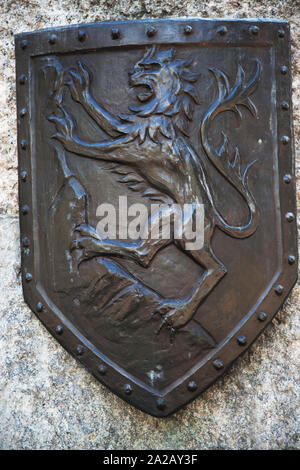 Des armoiries. Le monument de Grunwald, roi de Pologne Władysław II Jagiełło (1352-1434), situé à la place Matejko, Cracovie, Pologne Banque D'Images