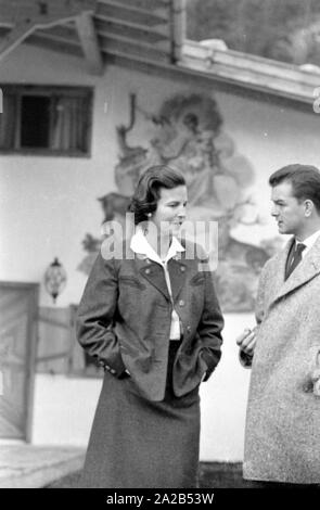 Excursion de la haute noblesse autour de Léopold III, Roi des Belges, à Hinterriss dans le Tyrol. La photo montre Mary Lilian Baels (Princesse de Rethy), l'épouse du roi belge. Banque D'Images