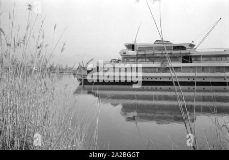 Le débat public à la dénomination (vraisemblablement) de ce navire de la flotte de Bodensee autrichien est entré dans l'histoire comme le 'Fussachaffaere' ('Fussach affair'). Le nom 'Vorarlberg' gagné. Banque D'Images