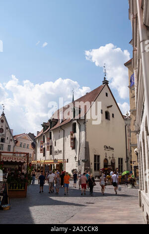 Olde Hansa restaurant dans la vieille ville de Tallinn, Tartu County, République d'Estonie. Banque D'Images