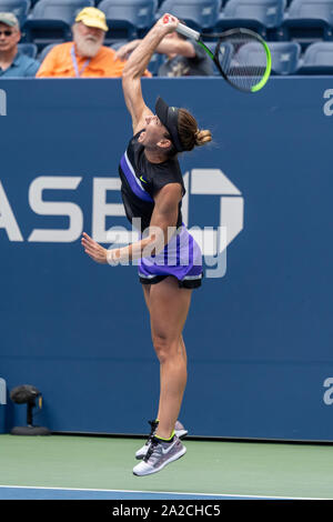 De la Roumanie : Simona en compétition dans le premier tour de l'US Open de Tennis 2019 Banque D'Images