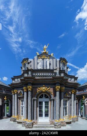 Temple du Soleil du nouveau palais de 1753 à Bayreuth, Ermitage, Quadriga, Haute-Franconie, Bavière, Allemagne Banque D'Images