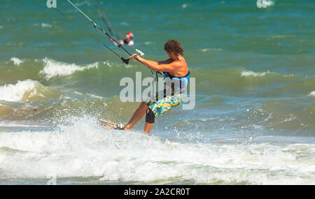 Hanoi, Vietnam - 31 janvier 2014 : le kitesurf, Kiteboarding photos action Banque D'Images