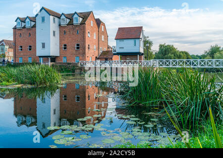 TEWKESBURY, Royaume-Uni - 21 septembre 2019 : l'abbaye moulin sur la rivière Avon à Tewkesbury, Gloucestershire. Banque D'Images