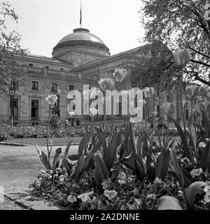 Das Kurhaus de Wiesbaden, Deutschland 1930 er Jahre. Le Kurhaus Wiesbaden, Allemagne 1930. Banque D'Images