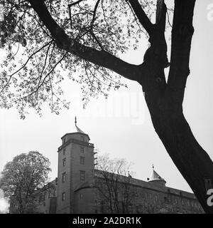 Die Festung Marienberg à Würzburg, Deutschland 1930 er Jahre. La forteresse de Marienberg à Würzburg, Allemagne 1930. Banque D'Images