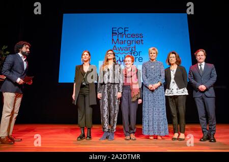 Amsterdam, Pays-Bas. 09Th Oct, 2019. La Princesse Laurentien des Pays-Bas au Théâtre de Meervaart à Amsterdam, le 02 octobre 2019, pour assister à la 11e présentation de l'ECF La Princesse Margriet Award for CultureCredit : Ph Albert van der Werf/ Pays-Bas OUT/Point de vue OUT |/dpa/Alamy Live News Banque D'Images