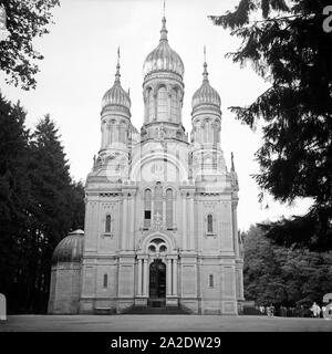 Orthodoxe Kirche auf die russisch im Norden von dem Neroberg, Wiesbaden Deutschland 1930 er Jahre. Eglise orthodoxe russe à l'Neroberg Hill dans le Nord de Wiesbaden, Allemagne 1930. Banque D'Images