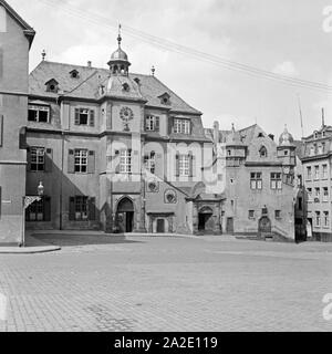 Das Alte Kaufhaus auf dem Florinsmarkt à Coblence, Deutschland 1930 er Jahre. Ancien grand magasin et Maison dansante au Florinsmarkt marché à Coblence, Allemagne, 1930. Banque D'Images