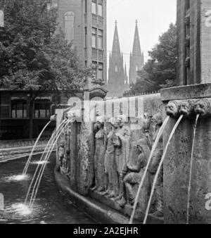 Der Römerbrunnen à Köln, Nähe Zeughausstraße, 1930er Jahre Banque D'Images