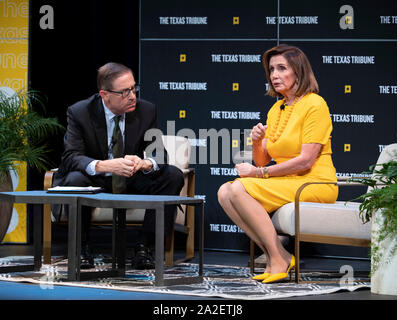 Le président de la Chambre des représentants des Etats-Unis Nancy Pelosi (D-CA) siège pour une entrevue à la Texas Tribune Festival avec chef Evan Smith à Austin, Texas. Banque D'Images