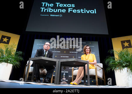 Le président de la Chambre des représentants des Etats-Unis Nancy Pelosi (D-CA) siège pour une entrevue à la Texas Tribune Festival avec chef Evan Smith à Austin, Texas. Banque D'Images