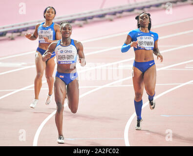 Dina Asher-Smith (Grande Bretagne, de l'or). Bretagne Brown (USA), d'argent, Dezerea Bryant (USA). 200 mètres final. Championnats du monde d'athlétisme de l'IAAF, Doha 2019 Banque D'Images
