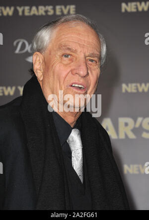 LOS ANGELES, CA. 05 décembre 2011, Directeur : Garry Marshall lors de la première mondiale de son nouveau film 'New Year's Eve" au Grauman's Chinese Theatre, à Hollywood. © 2011 Paul Smith / Featureflash Banque D'Images