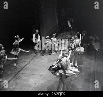 Aufführung im Opernhaus de Rom ; Italien 1940er Jahre. Performance dans l'opera de Rome, Italie 1940. Banque D'Images