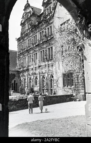 Ein Ausflug nach Heidelberg, Deutsches Reich 1930er Jahre. Une excursion à Heidelberg, Allemagne 1930. Banque D'Images
