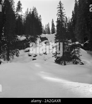 Ein Ausflug nach Mittelberg in Österreich, Deutsches Reich 1930er Jahre. Un voyage à Mittelberg en Autriche, l'Allemagne des années 1930. Banque D'Images