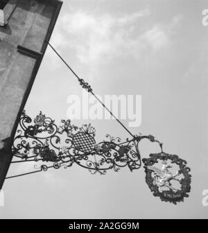 Unterwegs in und um Dinkelsbühl dans Mittelfranken, Deutschland 1930er Jahre. À et autour de la ville de Dinkelsbuehl en Thuringe, Allemagne 1930. Banque D'Images