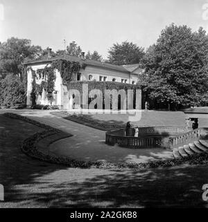 Nahe beim Elisabethenbrunnen Kurhaus à Bad Homburg, Allemagne Allemagne Années 1930 er Jahre. Spa Resort près de Elisabethenbrunnen bien à Bad Homburg, Allemagne 1930. Banque D'Images