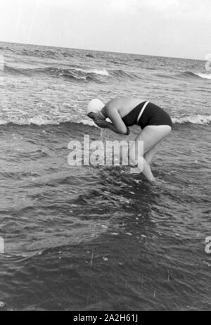 Urlaub an der Ostsee, Deutschland 1930 er Jahre. Vacances à la mer Baltique, Allemagne 1930. Banque D'Images