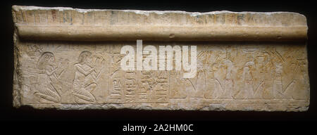 Fragment du linteau de la tombe de Iniuia et Iuy, nouveau royaume, Dynasty 18, règne de Toutânkhamon (environ 1336-1327 av. J.-C.), l'Egyptien, Saqqara, Egypte, calcaire, pigment, 24,8 × 71,1 × 10,8 cm (9 3/4 × 28 × 2 1/8 in Banque D'Images