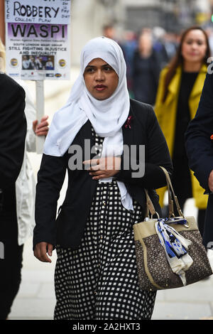 Shelina Begum arrive à la Royal Courts of Justice à Londres, où une décision est attendue sur la question de savoir si le traitement doit être arrêté pour sa fille Tafida Raqeeb. Banque D'Images