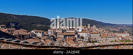 Vue sur le centre historique de la ville de Narni, province de Pérouse, Ombrie, Italie, Europe Banque D'Images