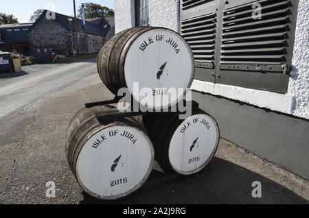 Le Jura Distillery Craighouse dans sur l'île écossaise de Jura Banque D'Images