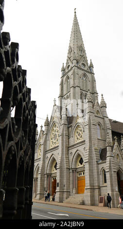 Vue de face de la Basilique de Saint Mary's à Halifax, Nouvelle-Écosse, Canada. Banque D'Images