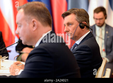 Lany, République tchèque. 06Th Oct, 2019. Le président slovène Borut Pahor à la session plénière du Groupe de Visegrad (V4 ; République tchèque, Slovaquie, Pologne, Hongrie), de la Slovénie et de la Serbie de présidents, à Lany Chateau, la République tchèque, le Jeudi, Octobre 3, 2019. Photo : CTK/Alamy Live News Banque D'Images