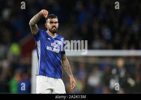 Cardiff, Royaume-Uni. 09Th Oct, 2019. Marlon Pack de Cardiff City de gestes. Match de championnat Skybet EFL, Cardiff City v Queens Park Rangers au Cardiff City Stadium, le mercredi 2 octobre 2019. Ce droit ne peut être utilisé qu'à des fins rédactionnelles. Usage éditorial uniquement, licence requise pour un usage commercial. Aucune utilisation de pari, de jeux ou d'un seul club/ligue/dvd publications. Photos par Andrew Andrew/Verger Verger la photographie de sport/Alamy live news Crédit : Andrew Orchard la photographie de sport/Alamy Live News Banque D'Images